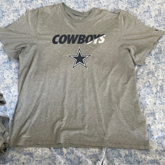 Dallas Cowboys Nike Tees Lot of 4 3XL Dallas Cowboys Nike Tees 3 Dri Fit T Shirt - Picture 3 of 10